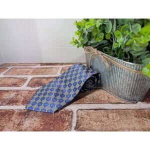 Geoffrey Beene Mens Neck Tie Silver Gray Blue Checker Board Silk Classic Career